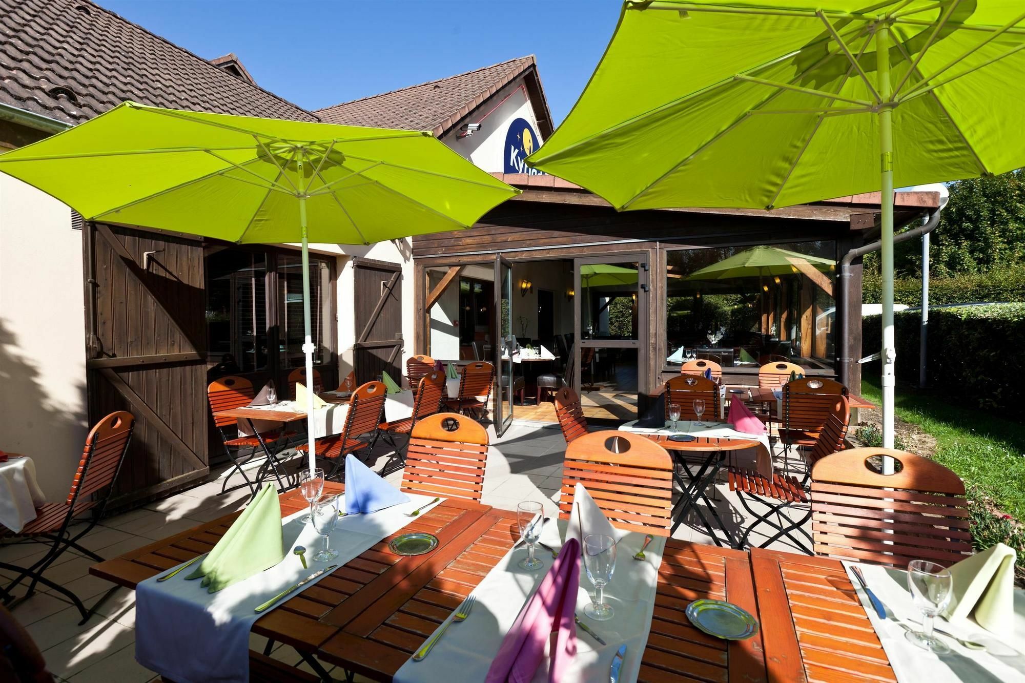 Comfort Hotel Évreux Exterior foto
